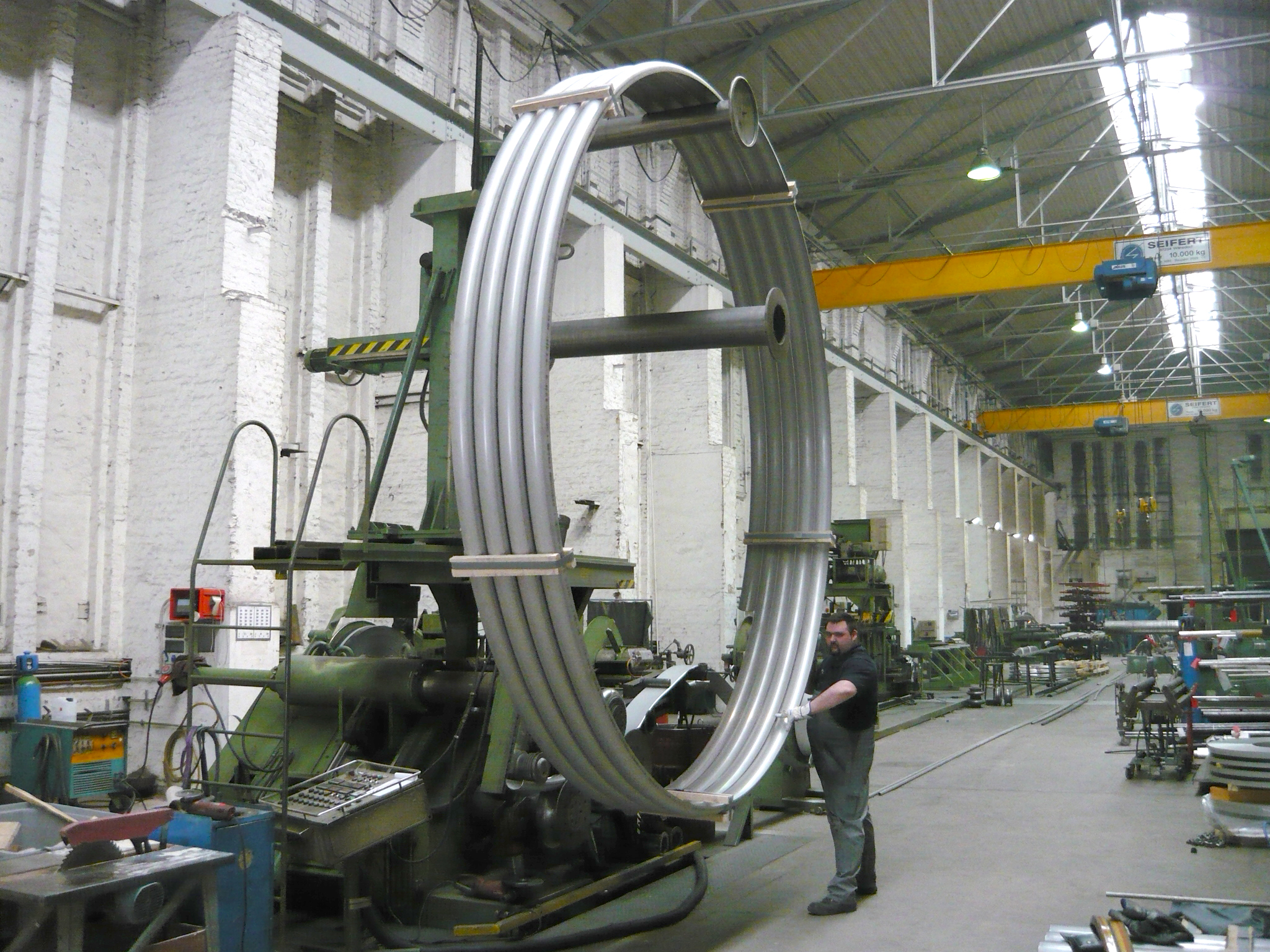 Half Tubes Van den Anker Contact us for more information