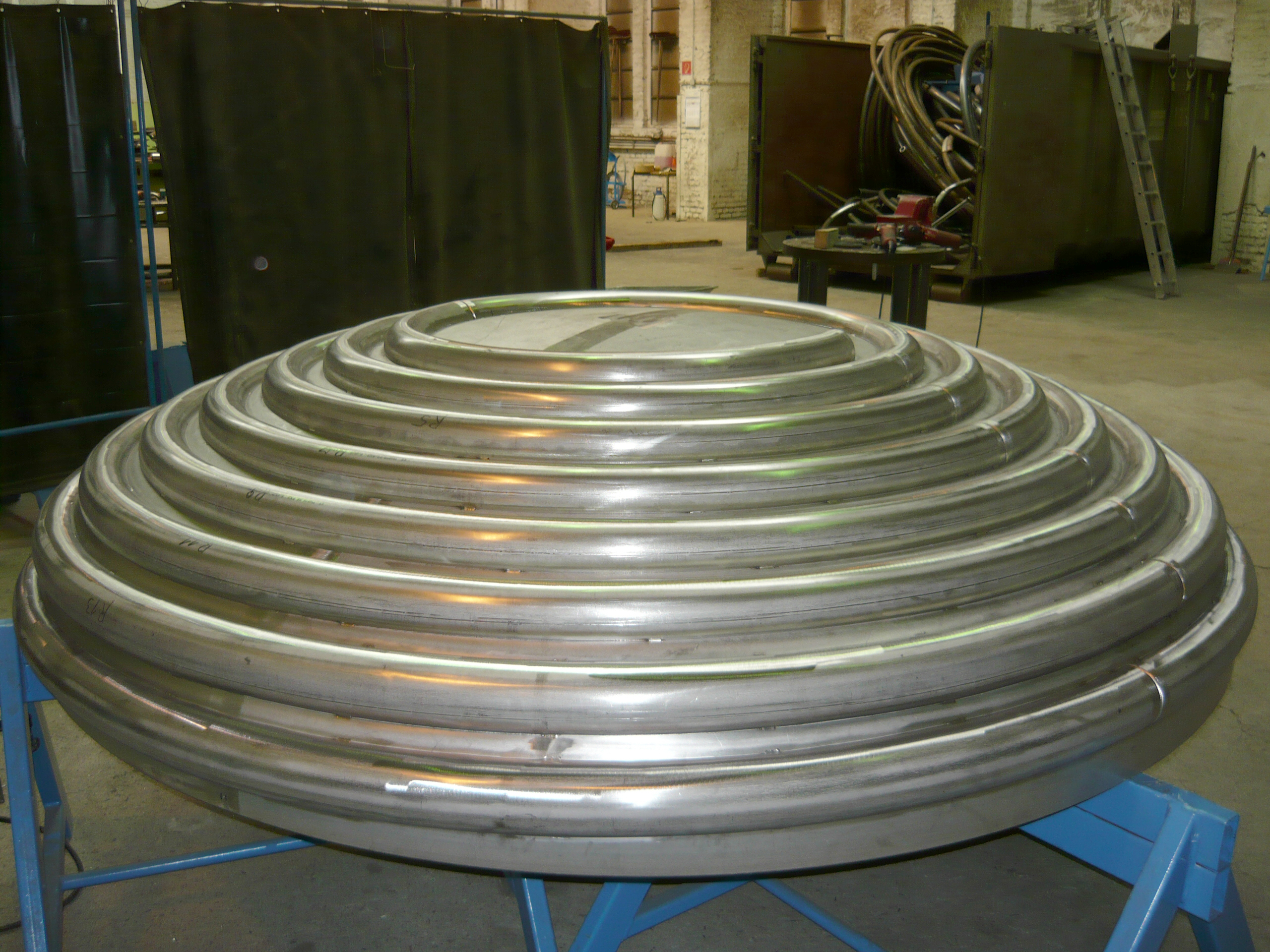 Half Tubes Van den Anker Contact us for more information